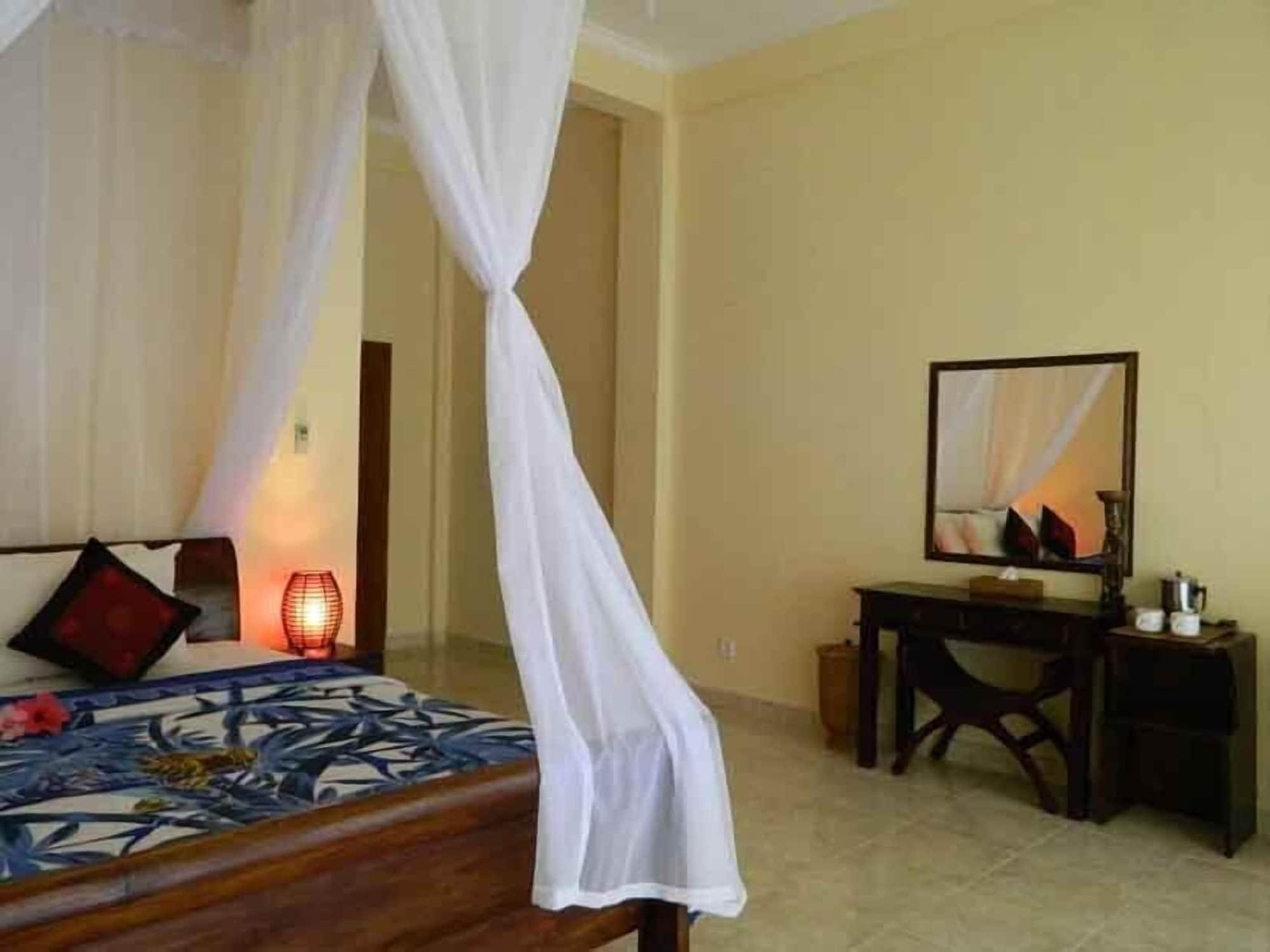 Bali Bhuana Beach Cottages Amed Dış mekan fotoğraf