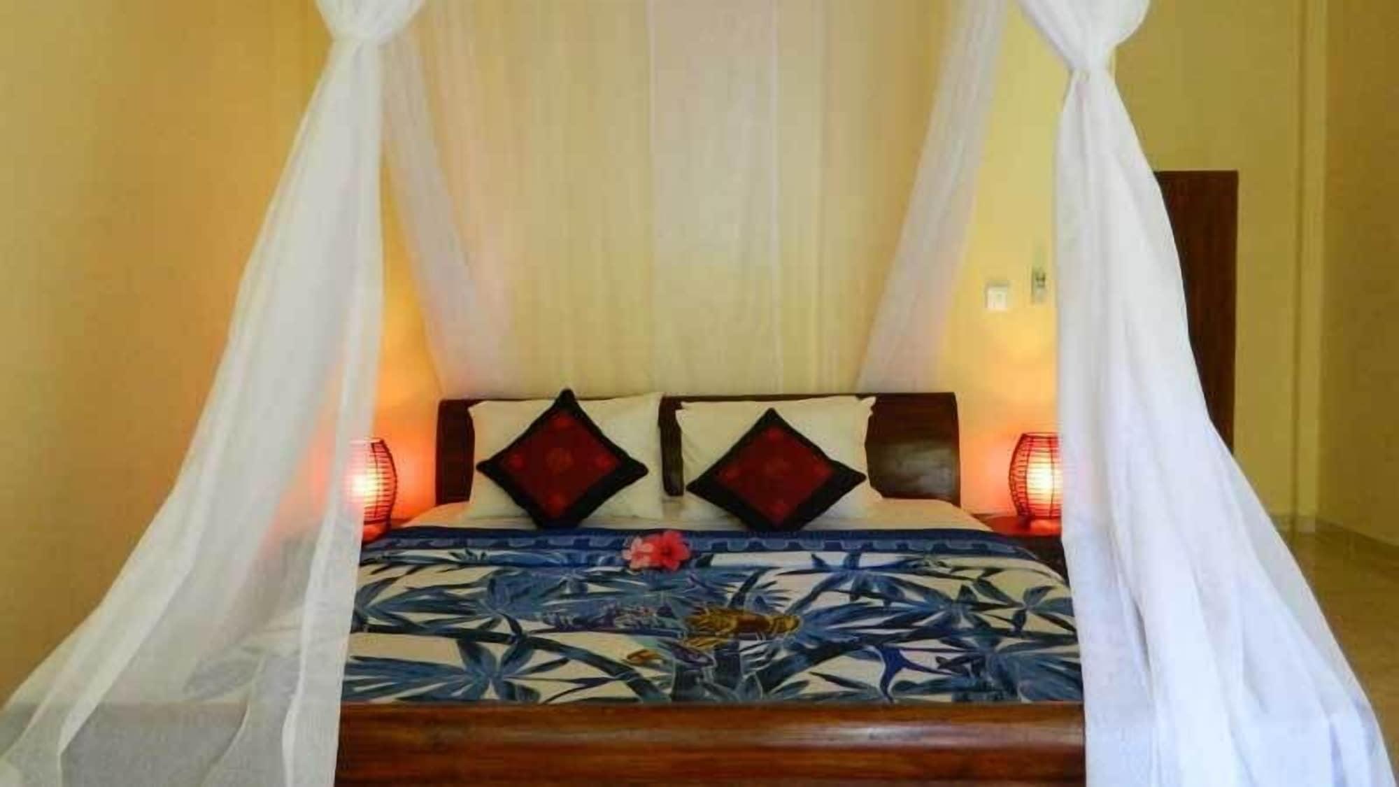 Bali Bhuana Beach Cottages Amed Dış mekan fotoğraf