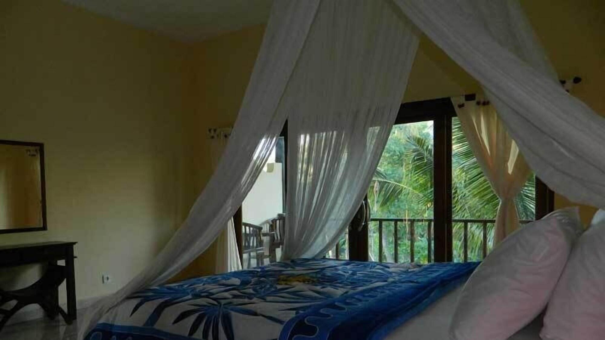 Bali Bhuana Beach Cottages Amed Dış mekan fotoğraf