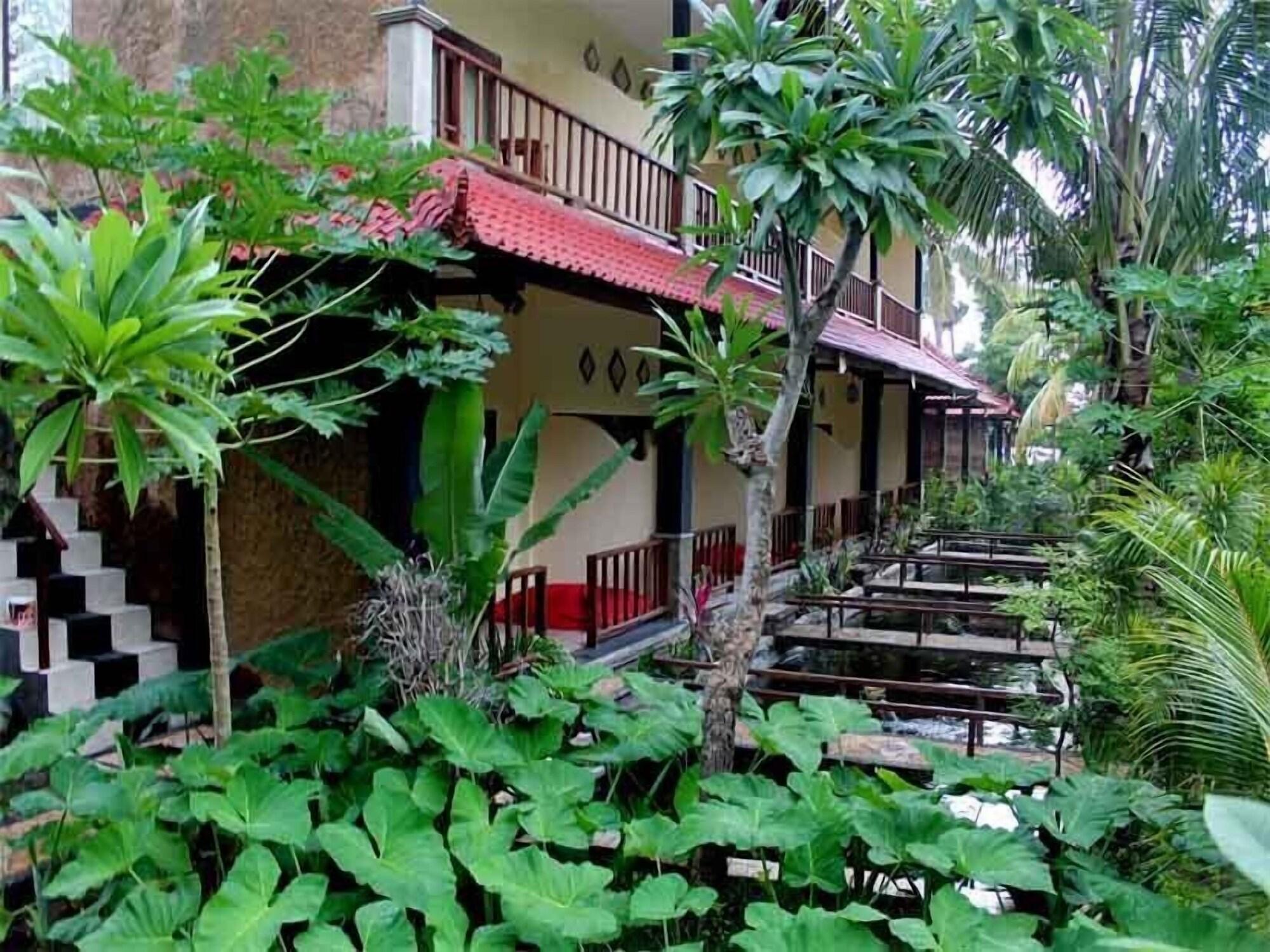 Bali Bhuana Beach Cottages Amed Dış mekan fotoğraf