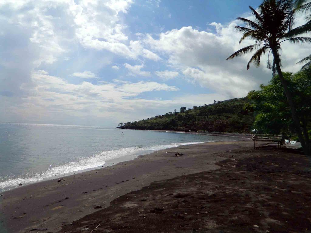 Bali Bhuana Beach Cottages Amed Dış mekan fotoğraf