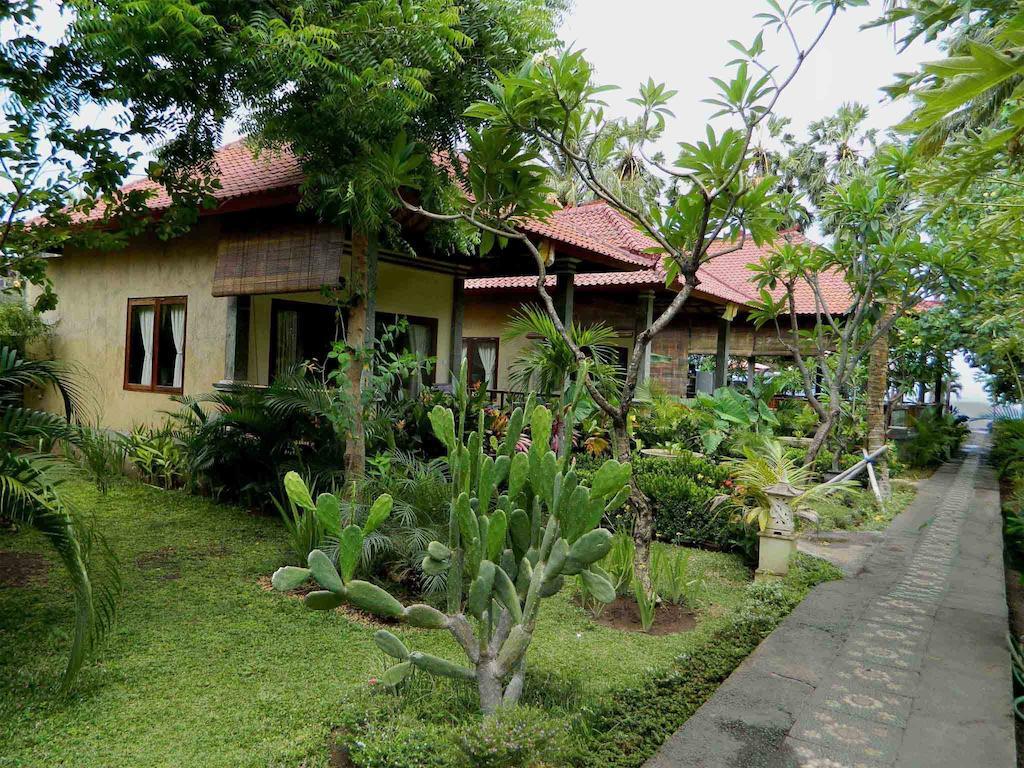 Bali Bhuana Beach Cottages Amed Dış mekan fotoğraf